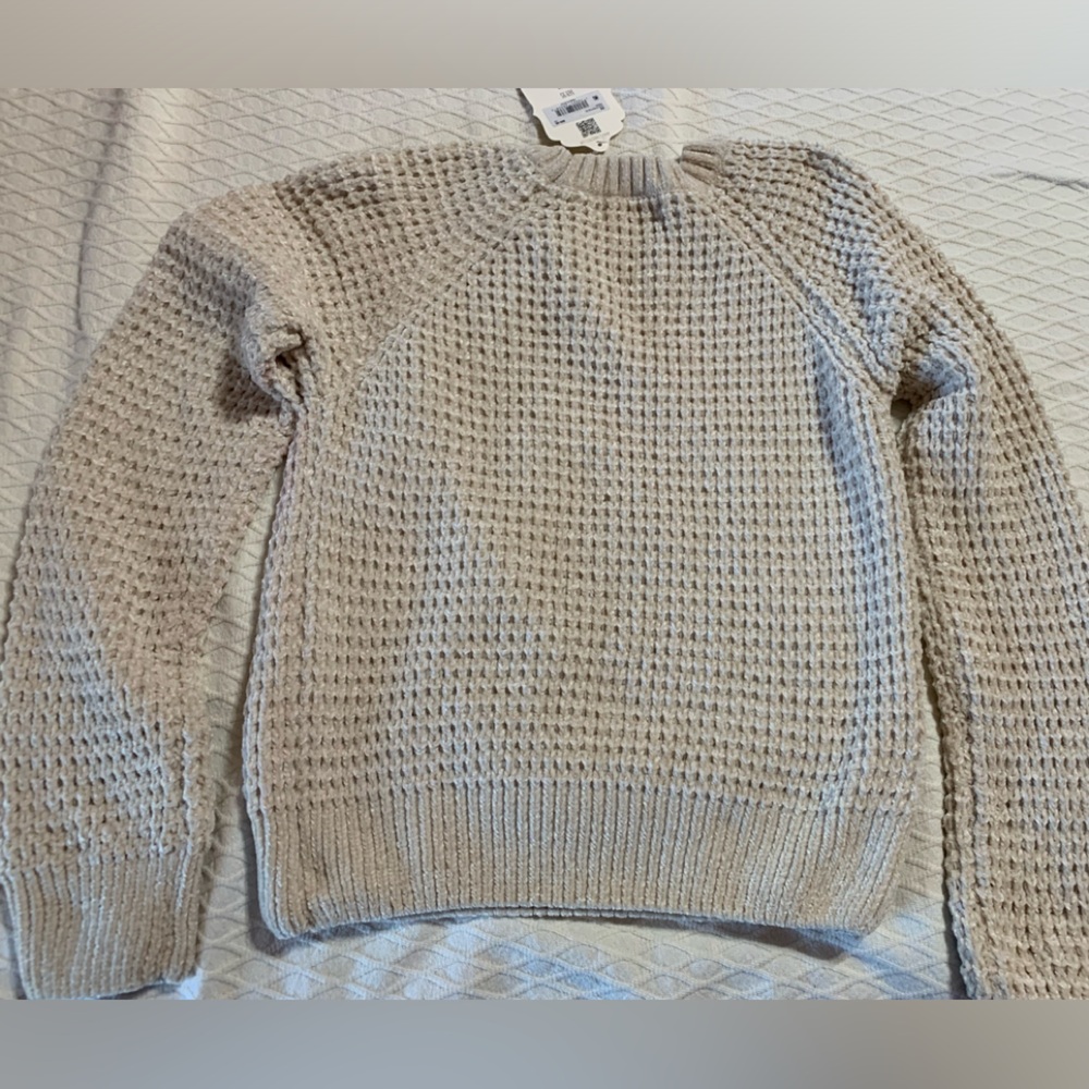 Altar’d State Sweater - Picture 4 of 4